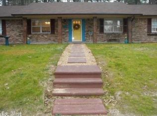 3905 S Holly St, Pine Bluff, AR 71603