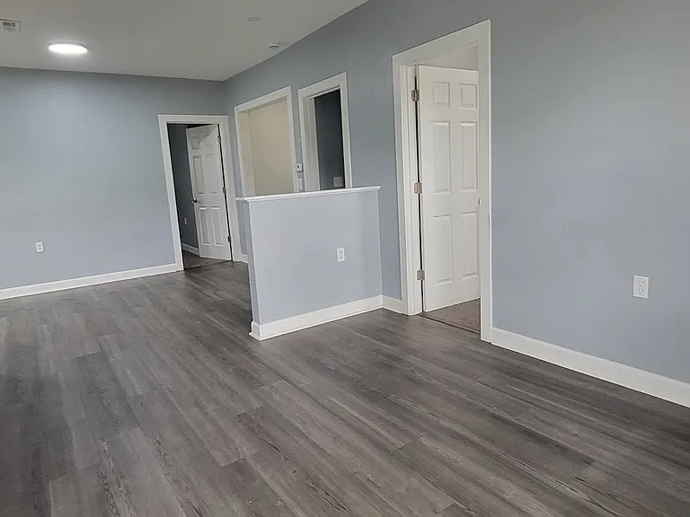 5101 Oregon St — Photo 9