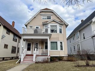 3348 N Oakland Ave #3350, Milwaukee, WI 53211