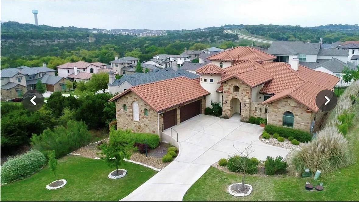 Building Photo - 906 Madison Fork Dr