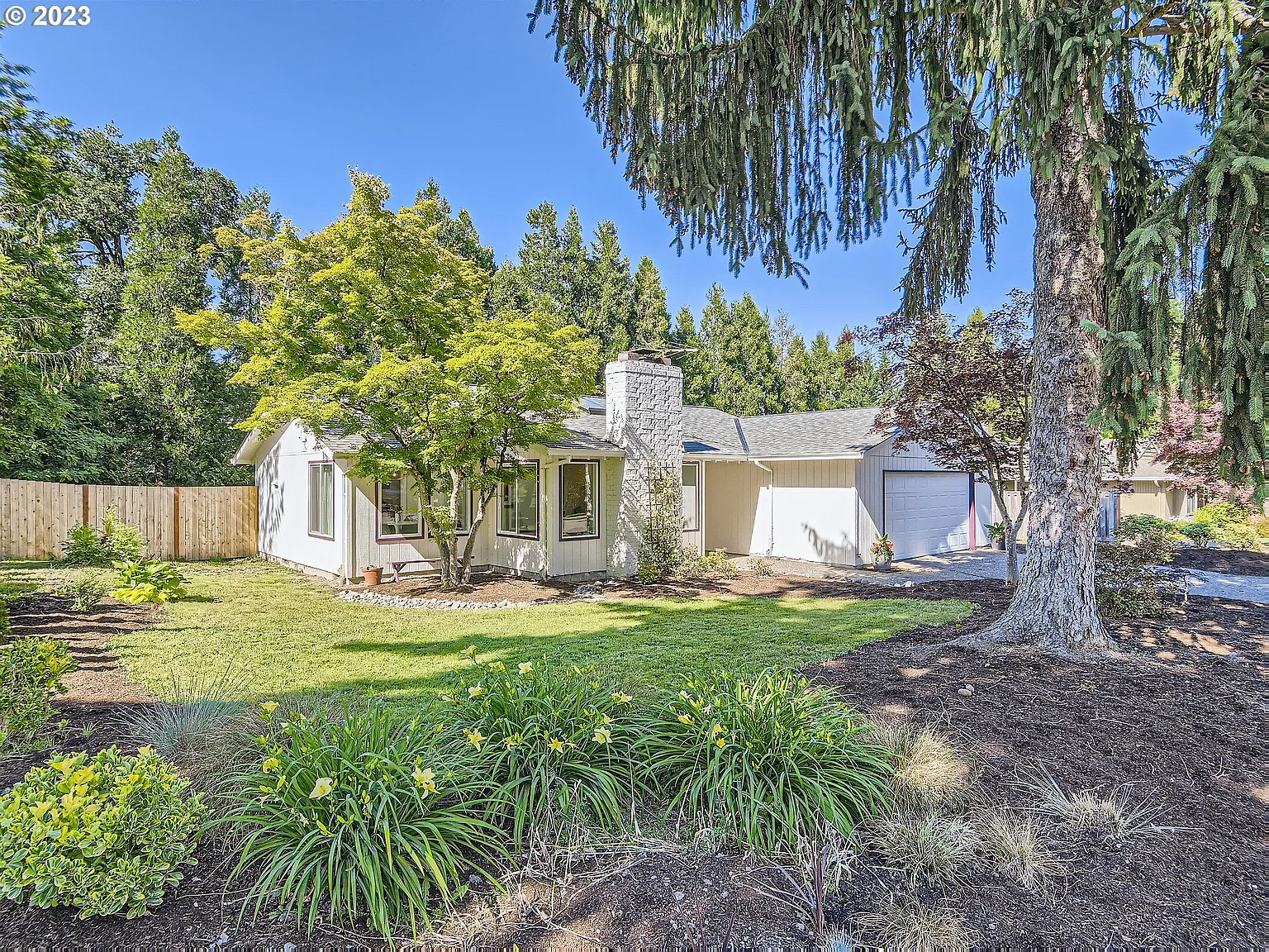 2257 Lamplighter Ct photo 1