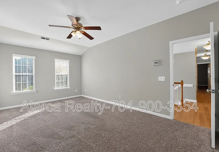 17420 Baldwin Hall Dr — Photo 25