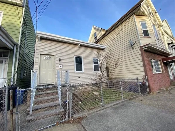 91 West 19th Street image 1 of 6