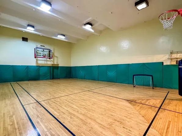 1 Beekman Place image 25 of 30