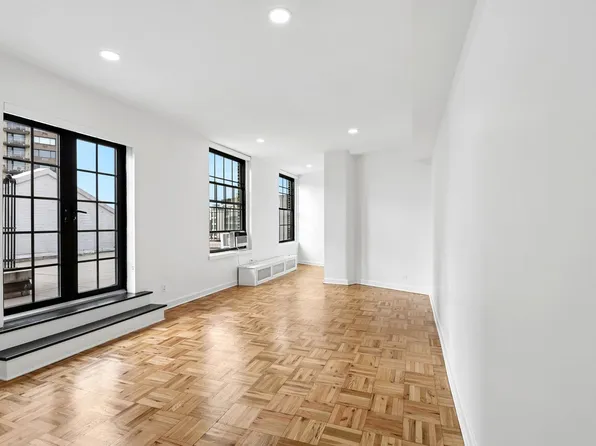 160 West 71st Street image 1 of 20