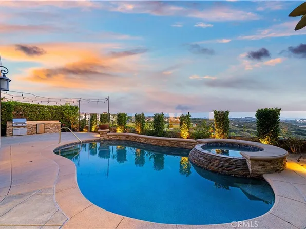 1672 Sunset View Dr, Lake Forest, CA 92679