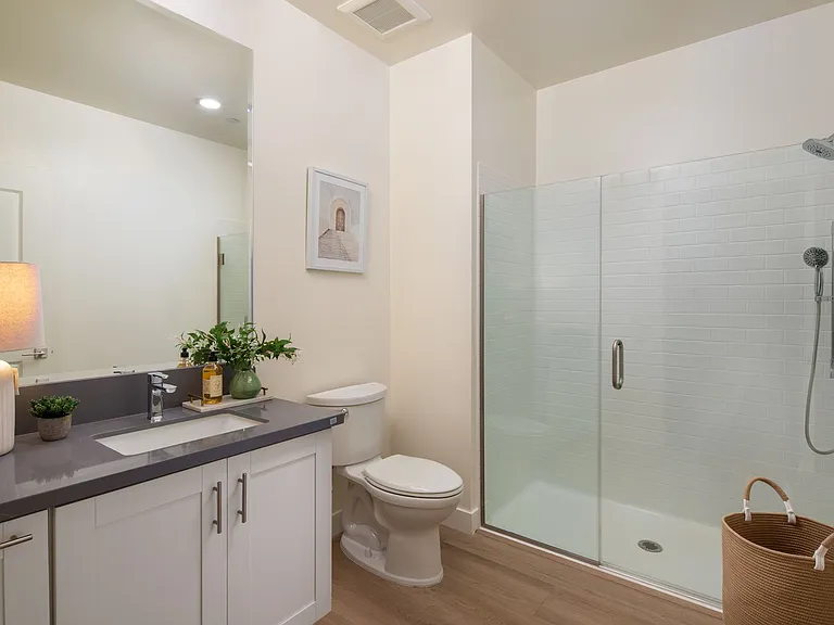 APT 123 CHAPEL AVE — Photo 105