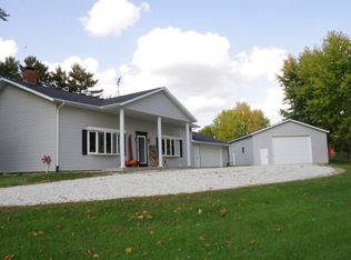 1674 346th Ave, Wever, IA 52658
