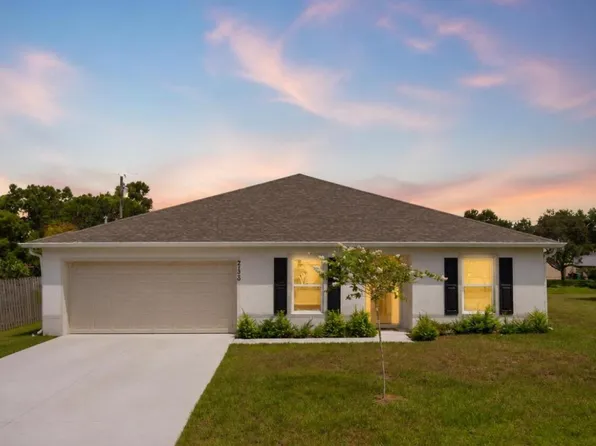 2126 SE North Blackwell Drive, Port St Lucie, FL 34952