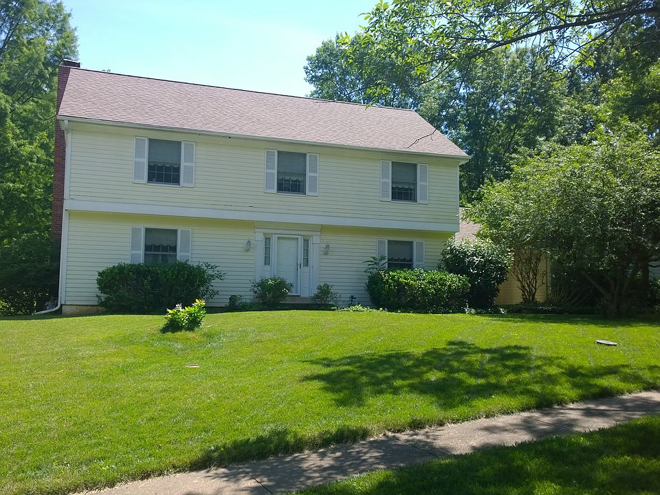 1st image of 768 Haw Thicket Ln