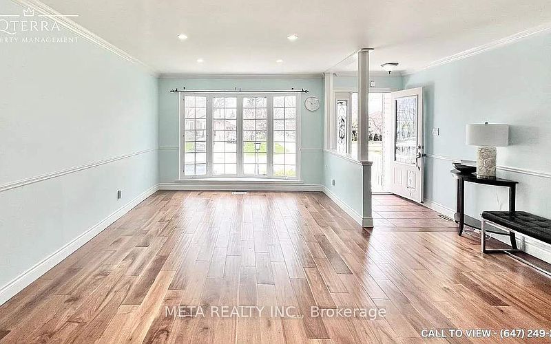 Brampton House for rent - 3 Bedrooms — photo 4