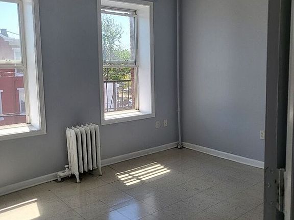 4th image of 1163 E State St #1