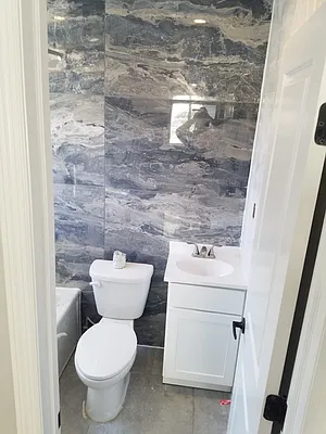 Rented by Aron Fried, LREB | media 9