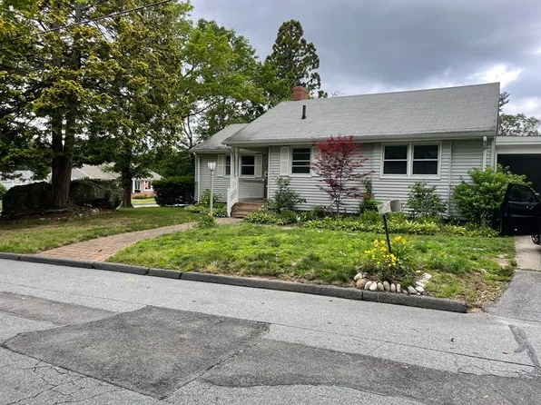 21 Idlewood Ave, Dartmouth, MA 02747