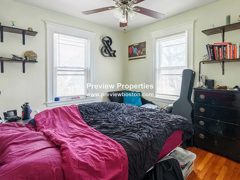 Niles St — Photo 22