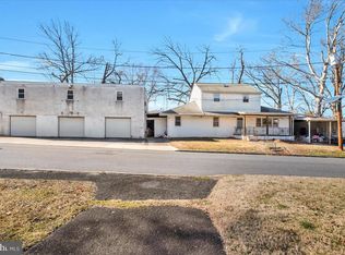 652 Geneva Ave, Blackwood, NJ 08012