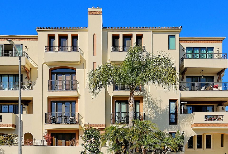 1st image of 1310 Armacost Ave APT 404