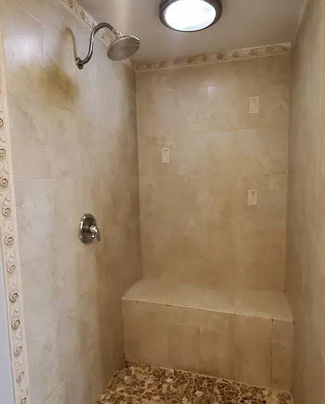 703 Regency Ct — Photo 10