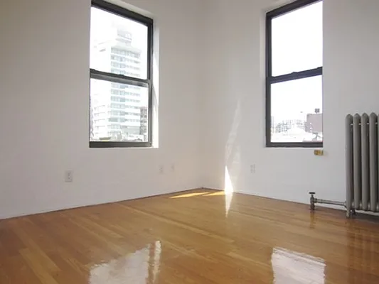 Rented by City Connections Realty | media 37