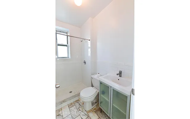 Rented by Douglas Elliman | media 8