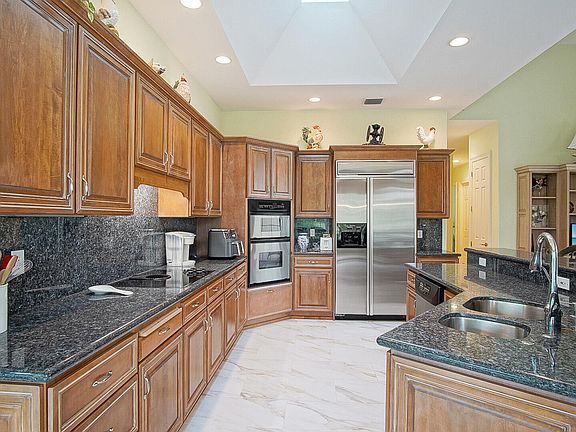 4th image of 6744 SE Barrington Drive