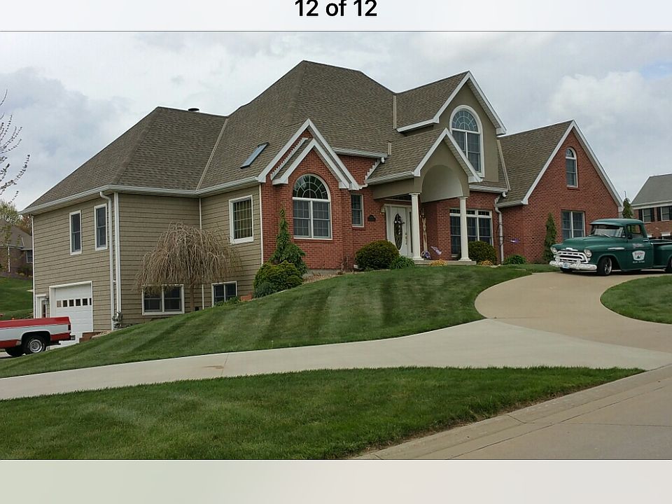 1st image of 4611 N Lakewood Dr