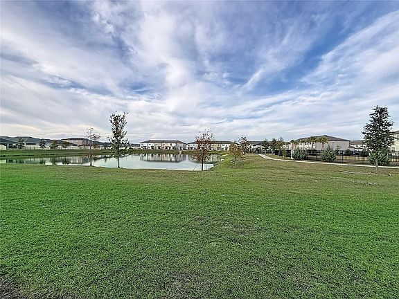 3rd image of 5933 Piney Shrub Pl