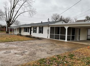 205 32nd St, Vienna, WV 26105