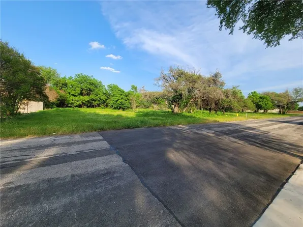 2500 Versailles Dr, Cedar Park, TX 78613
