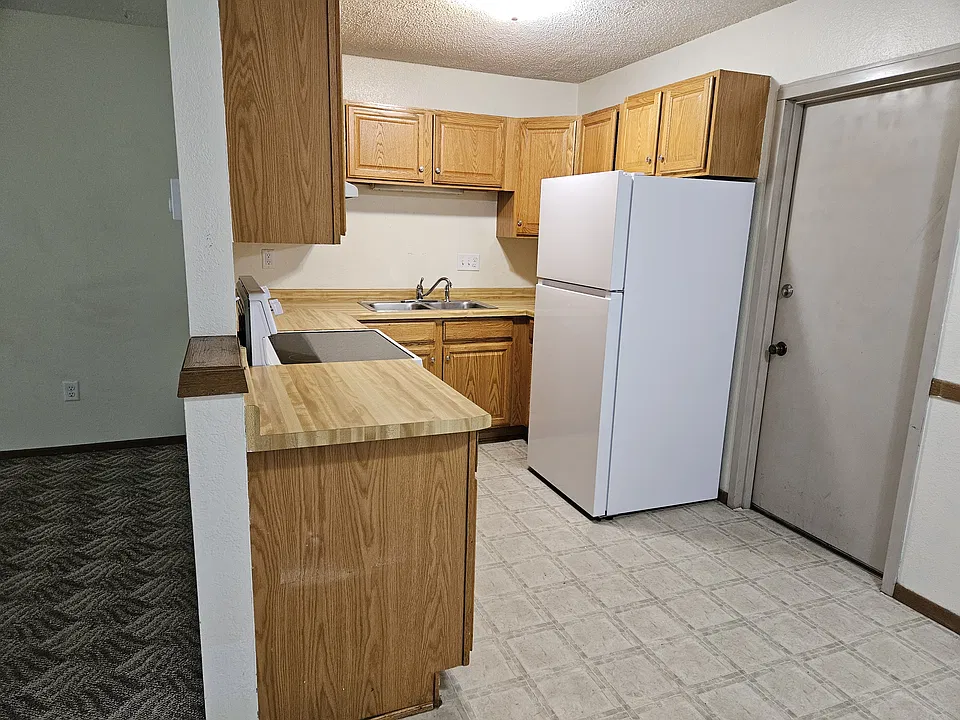 1311 North St #3
