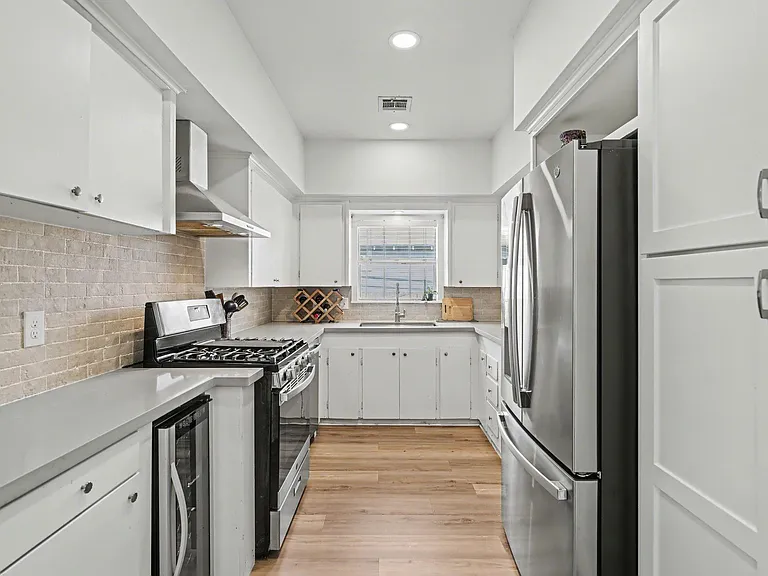 2804 Arlington St #A — Photo 5