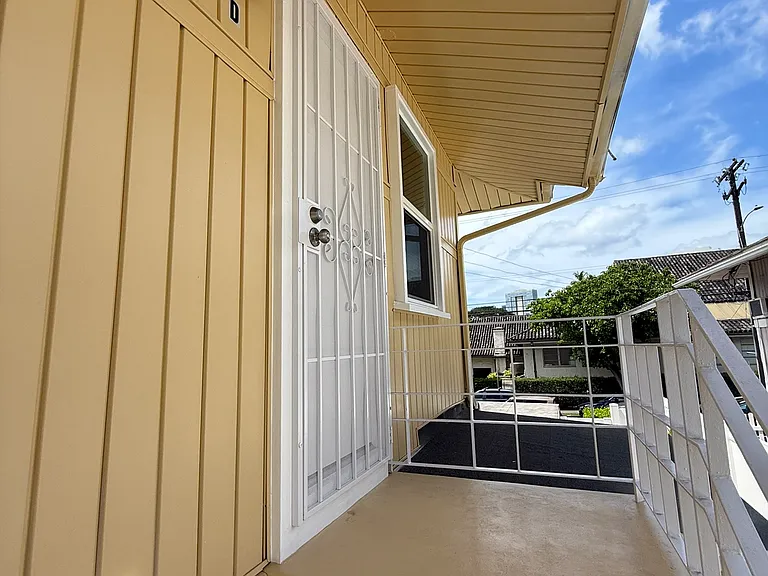 914 Kinau St #4 — Photo 2