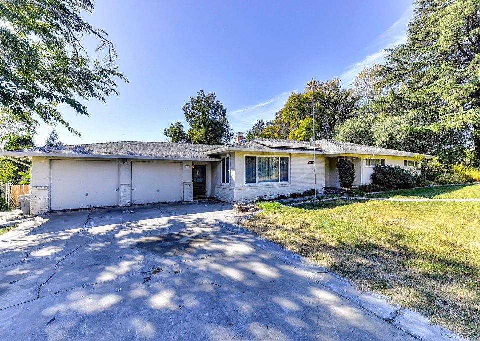 1st image of 1086 La Casa Ave