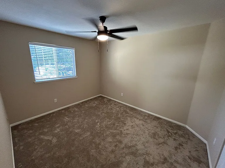667 Harold Smith Dr — Photo 11