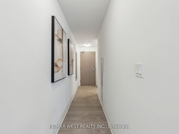 10 Rouge Valley Dr W #1304A, Markham, ON L6G 0G9