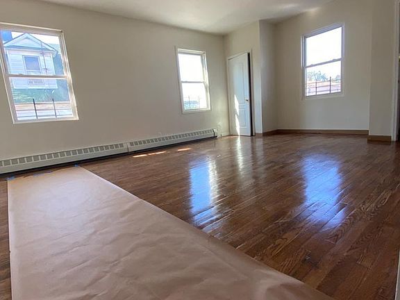4th image of 1040 McBride St #2