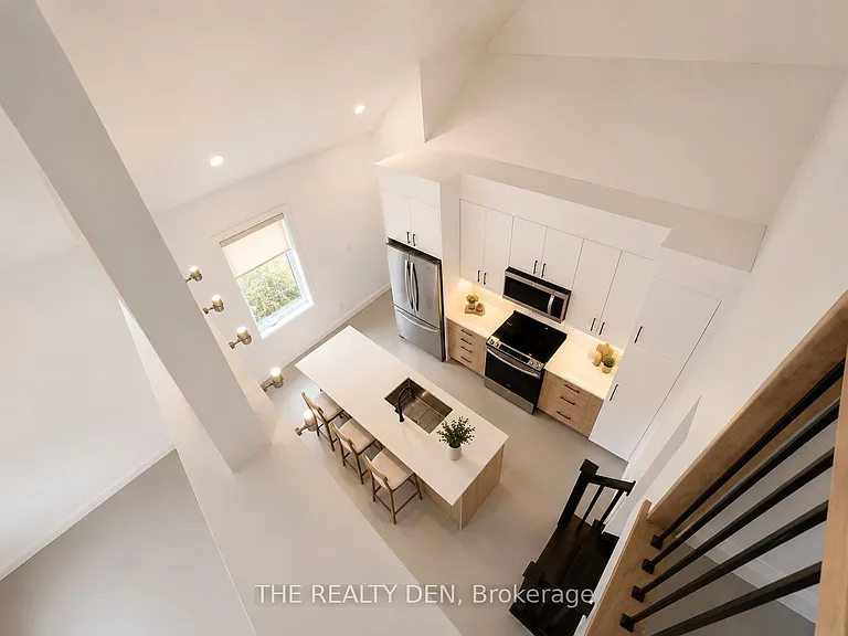 150 Alma St #301 — Photo 5