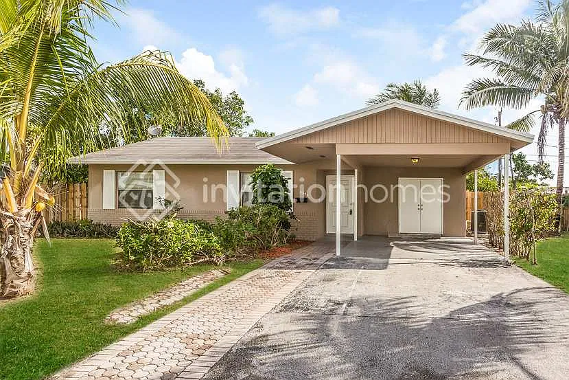 4030 NE 2nd Ave Pompano Beach, FL 33064 — Photo 1