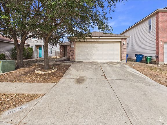 2nd image of 6824 Walkup Ln