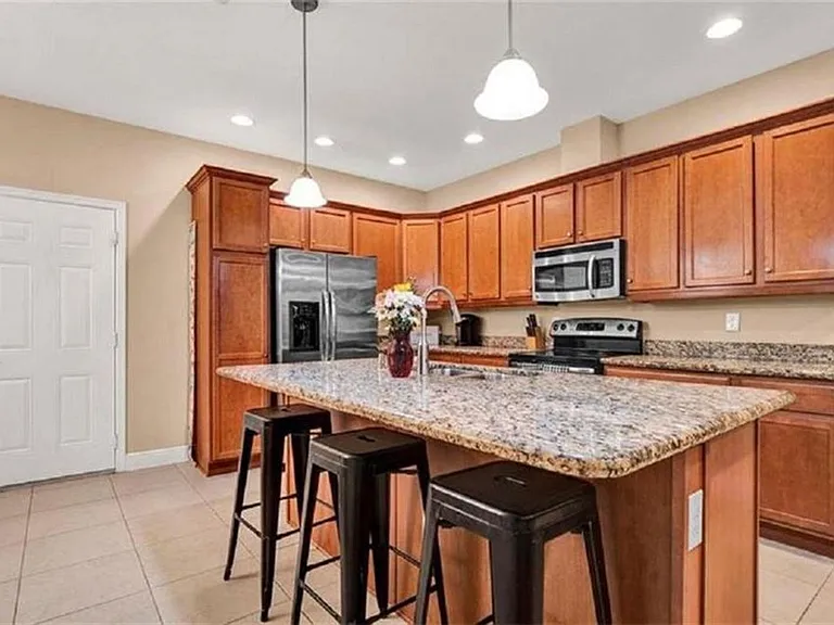 2930 Cascada Isles Way — Photo 2