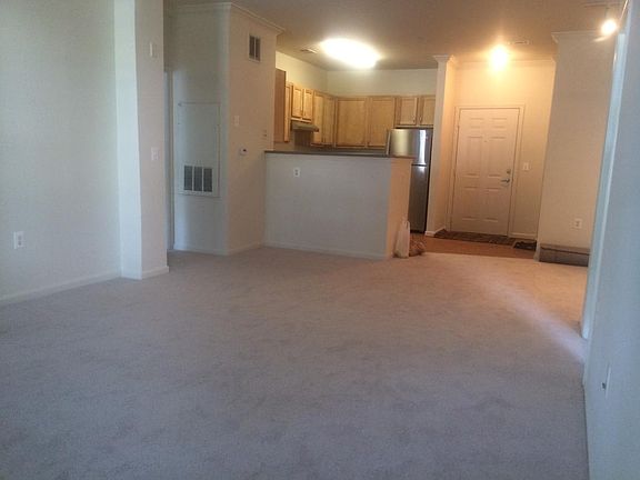 3rd image of 3009 Nicosh Cir Unit 4104