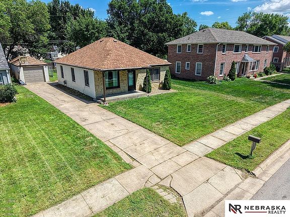 5th image of 1926 S Cotner Blvd