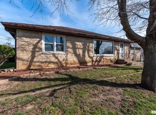 1401 10th Ave, Fulton, IL 61252