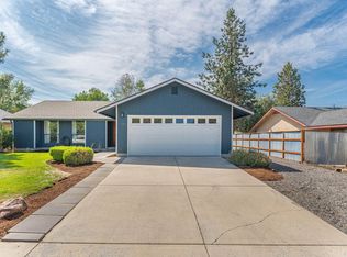 1465 SE Lostine Cir, Bend, OR 97702