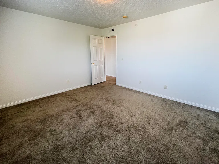 Walton Ridge Apartments — Photo 30