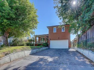 118 Henderson Ave, Markham, ON L3T2L4