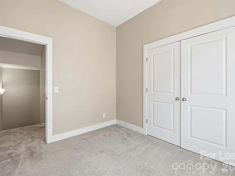 3435 Spencer St — Photo 24
