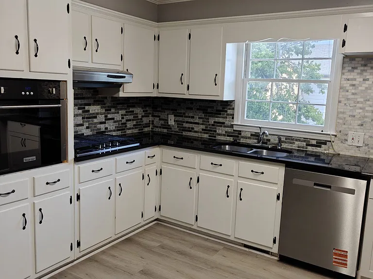 119 Bonnie Ln — Photo 8