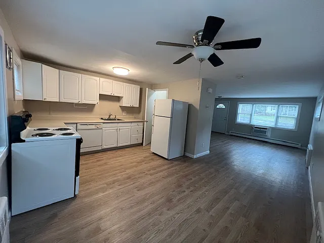 Farmington Court Apartments — Photo 57