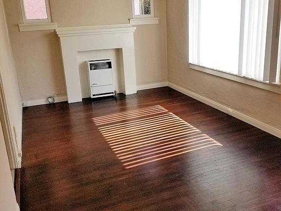 2nd image of 4071 Mississippi St